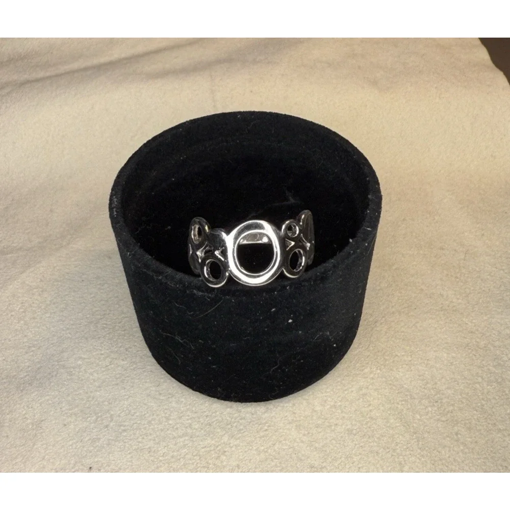 Vintage Sterling Silver Ring Open Circles GR Mark Size 8 Artisan Band 925